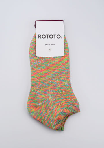 ROTOTO<p>washi pile short socks <p>prism/multi coloured