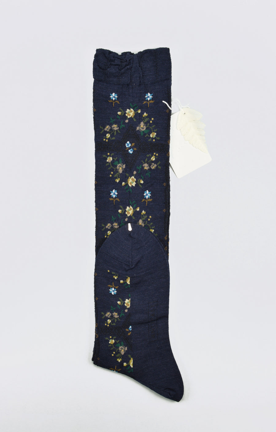 Antipast<p>rose wall<p>wool knee high sock<p>black