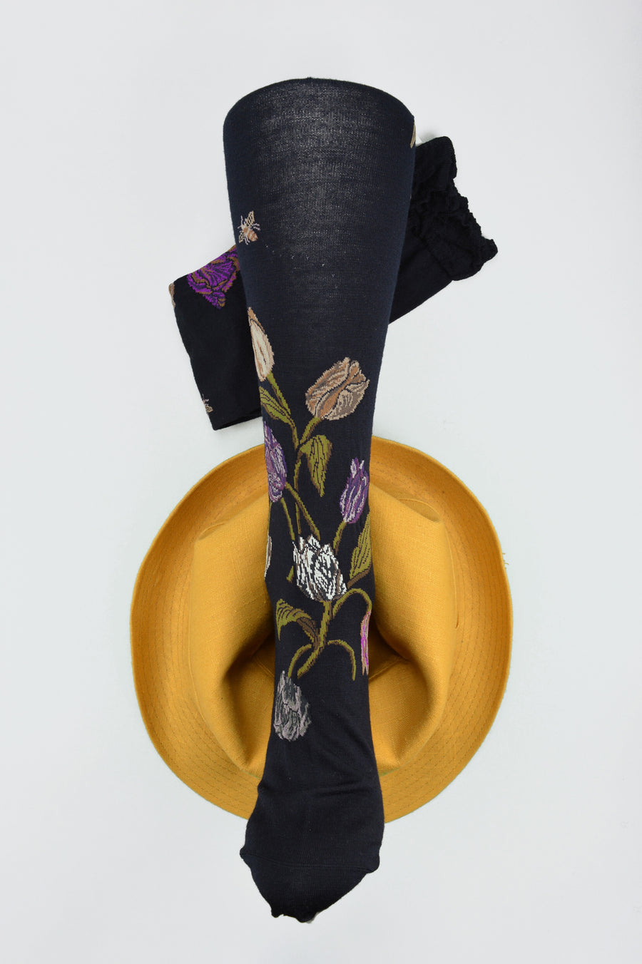 Antipast<p>bouquet tulip<p>wool knee high sock<p>navy