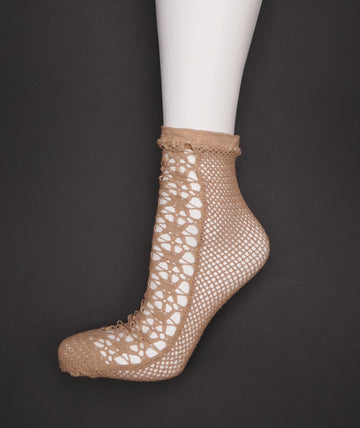 Antipast<p> front lace<p>cotton ankle sock<p>beige